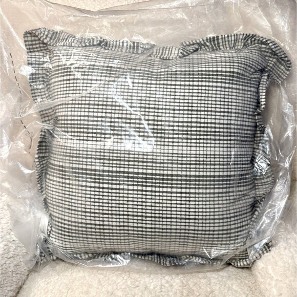 Threshold Studio McGee 24x24 Uneven Plaid Ruffle Pillow Green Tan NEW - Picture 5 of 5